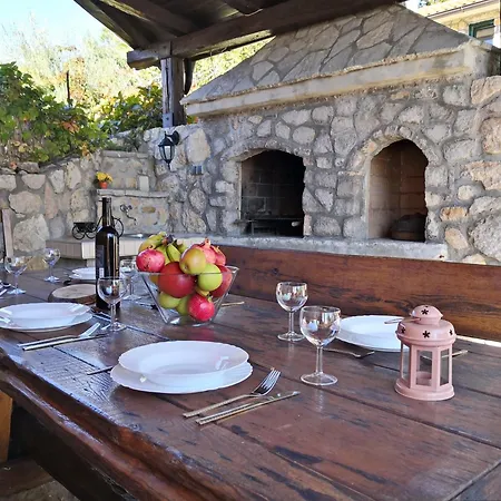 度假居 Family Friendly House With A Swimming Pool Draga Bascanska, Krk - 19204