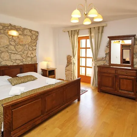 Family Friendly House With A Swimming Pool Draga Bascanska, Krk - 19204
