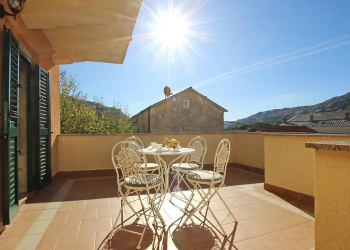 Family Friendly House With A Swimming Pool Draga Bascanska, Krk - 19204 Σπίτι διακοπών *